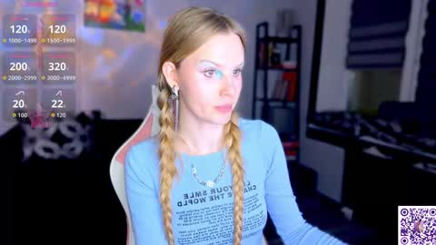 Britney online show from 03-12-26, 07:42