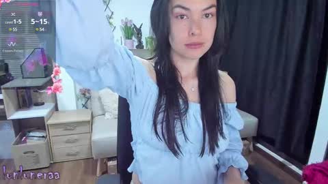 Luna online show from 02-19-25, 02:33