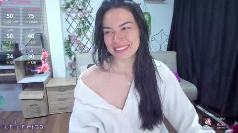 Luna online show from 03-04-25, 04:06