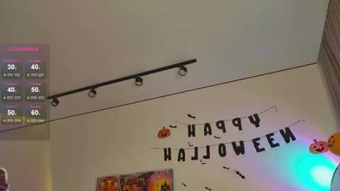 Luna online show from 10-30-25, 12:12