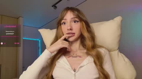 Luna online show from 11-08-25, 01:28