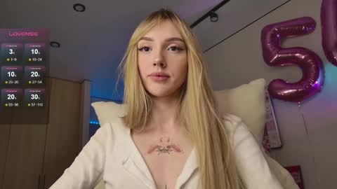 Luna online show from 11-17-25, 06:57