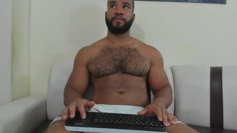 Luna online show from 04-28-26, 07:57