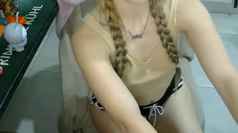 LunaKix online show from 05-20-26, 06:58