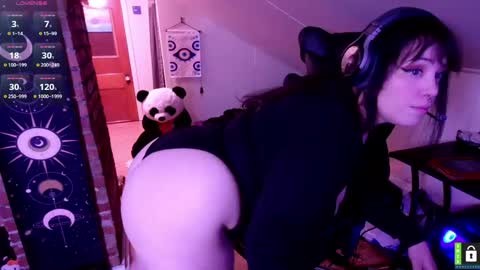 Luna online show from 05-29-26, 05:05