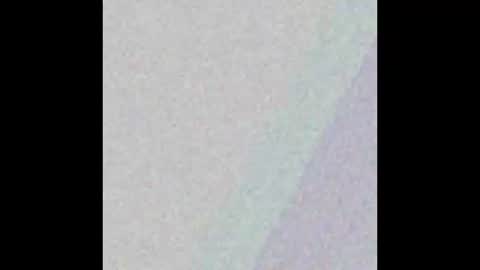 Snapshot of lunalatinacoo chatting on 11-24-25, 01:05 LUNA online show from 11-24-25, 01:05