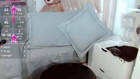 Luna online show from 03-12-25, 05:46