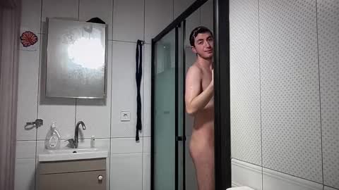 LunaPica online show from 01-01-25, 04:07