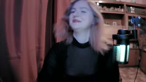 lunamystique_ online show from 02-05-26, 08:46