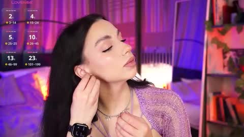 Snapshot of lunanight_ chatting on 11-23-25, 08:30 Luna next streams Mon Fri Sat Sun 8pm-5am gmt0 online show from 11-23-25, 08:30