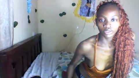 Snapshot of lunanior chatting on 07-11-26, 02:53 lunanior online show from 07-11-26, 02:53