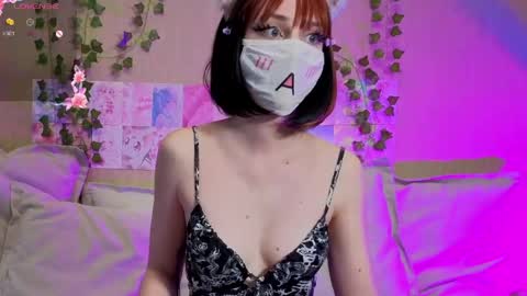 Luna online show from 04-26-26, 04:15