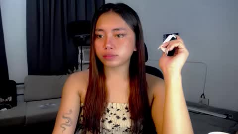 Snapshot of lunapinay chatting on 04-27-26, 06:39 Luna online show from 04-27-26, 06:39