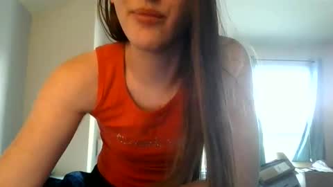 lunapixie2020 online show from 06-01-26, 12:23