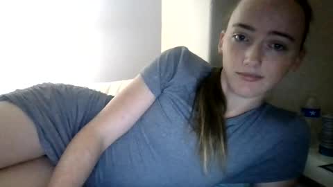 lunapixie2020 online show from 07-14-26, 02:05