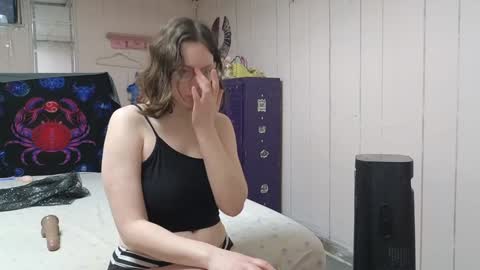 lunaquinn45 online show from 01-01-25, 11:18