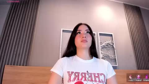 Luna  online show from 04-16-26, 06:52