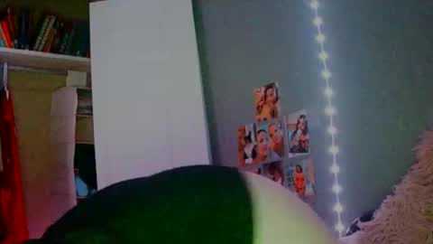 lunar_nightstar online show from 12-03-25, 05:04