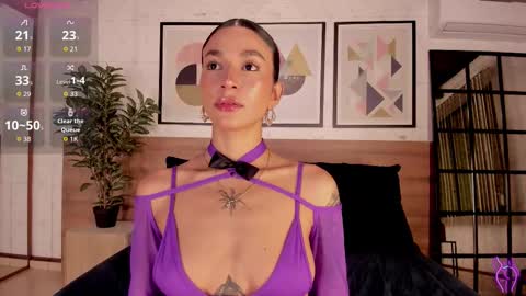 Snapshot of lunaruso chatting on 11-05-25, 09:15 Luna Ruso online show from 11-05-25, 09:15