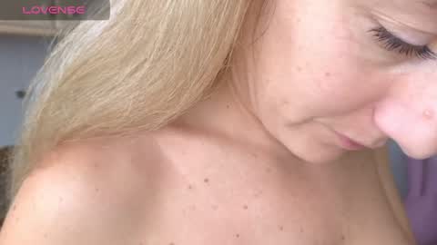  Luna online show from 04-17-26, 01:14