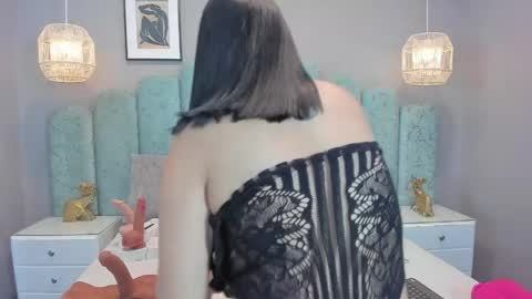 Luna online show from 04-28-26, 11:15