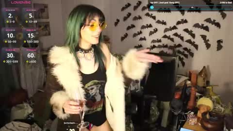 ..LunaSparkles. online show from 03-16-26, 05:44