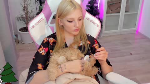 Kate online show from 12-27-24, 06:14