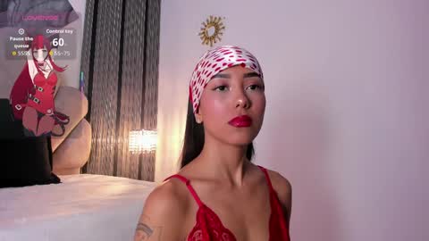 Luna   online show from 04-04-26, 10:35