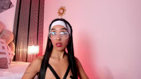 Luna   online show from 04-18-26, 02:59