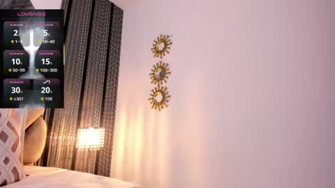 Luna   online show from 04-18-26, 04:00