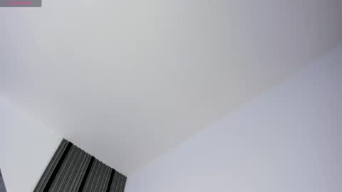 Luna   online show from 04-19-26, 05:01