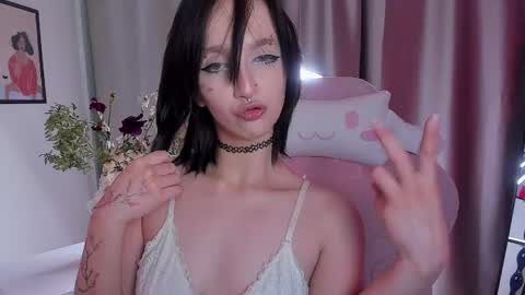 call me a pose striker  online show from 05-18-26, 03:13