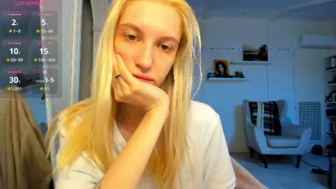 Snapshot of lunawhitex chatting on 07-07-26, 03:05 Luna online show from 07-07-26, 03:05