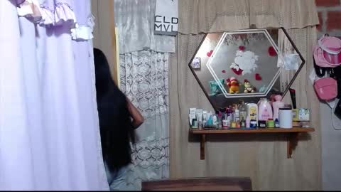 Luna online show from 11-28-25, 10:45