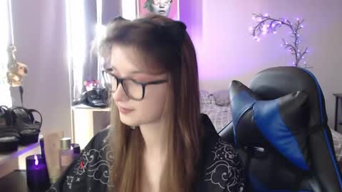 LunaXcherry online show from 05-10-26, 11:04