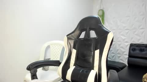 lunay_bigcock420 online show from 03-10-26, 05:01