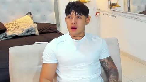 Lunay online show from 11-19-25, 12:21