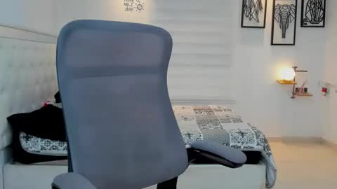 Lunay online show from 03-05-26, 11:01