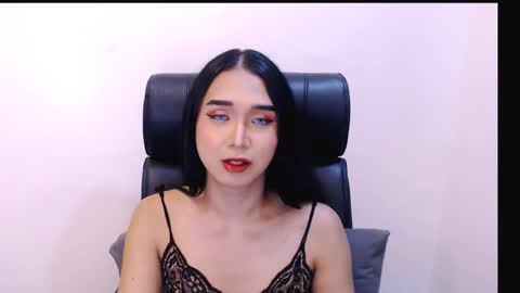 Snapshot of luningning_parker chatting on 04-23-26, 01:51 luningning_parker online show from 04-23-26, 01:51