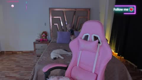 LUNA ROSE online show from 04-01-26, 04:24