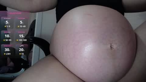 Katty   what ever do you want on my pv is for extra tokens minimi 250 tks ty u for understand online show from 10-04-25, 03:15