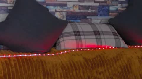 Snapshot of lunnagray chatting on 11-27-25, 06:59 LunnaGray online show from 11-27-25, 06:59