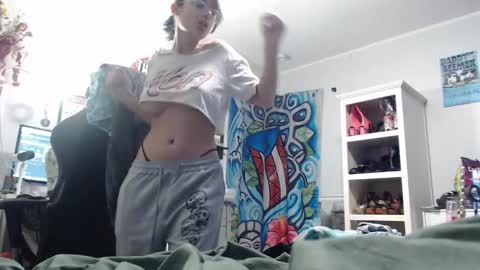 Lunobbione online show from 10-16-25, 01:17