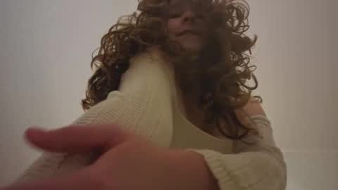 lunoria online show from 02-06-26, 10:57