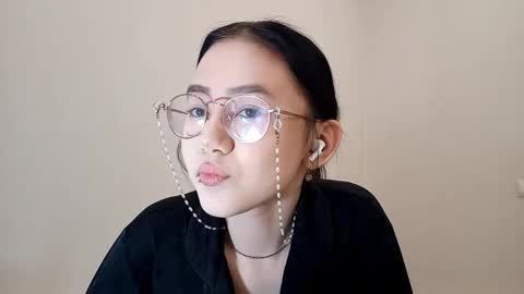 Roxie online show from 04-25-26, 01:14