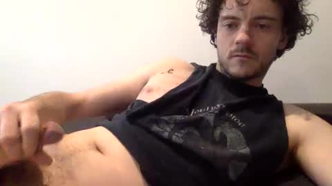 Snapshot of lupine_666 chatting on 02-10-25, 09:25 Lupine online show from 02-10-25, 09:25