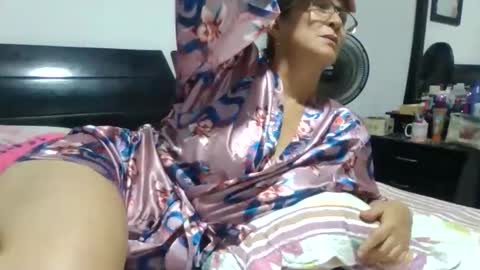 Lupita online show from 12-05-25, 02:20