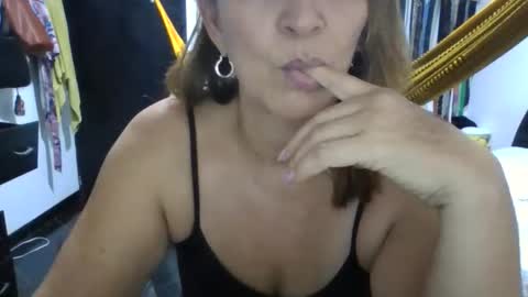 Lupita online show from 04-30-26, 08:57