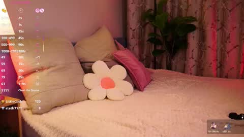 Snapshot of lureofeva chatting on 11-22-25, 03:11 Eva online show from 11-22-25, 03:11