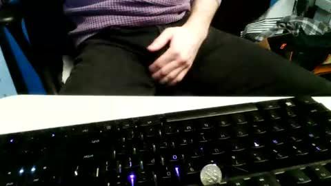 lurkin4alivin online show from 11-11-25, 12:54